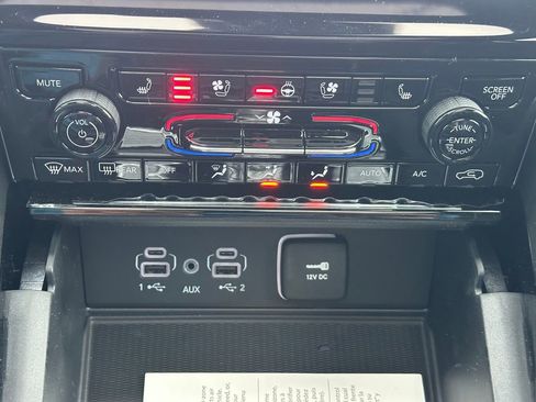 New 2024 Jeep Grand Cherokee L Overland w/ Advanced Protech Group III image 27