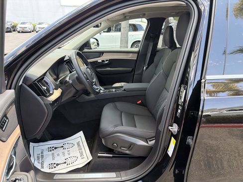 Used 2026 Volvo XC90 T8 Plus AWD/4WD image 17