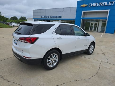 Used 2022 Chevrolet Equinox LT FWD image 5