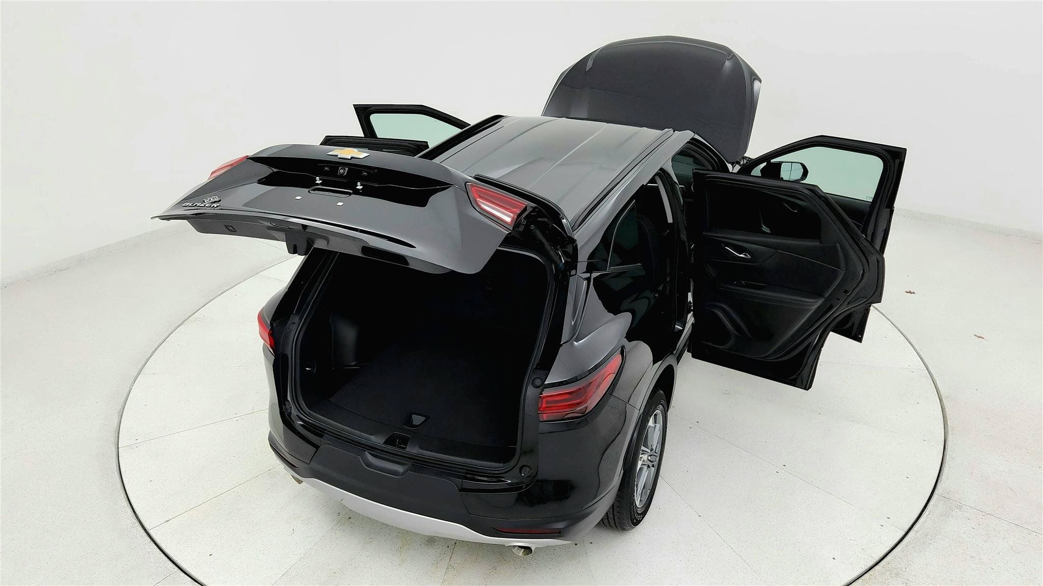 Used 2024 Chevrolet Blazer LT w/ Convenience Package FWD image 23