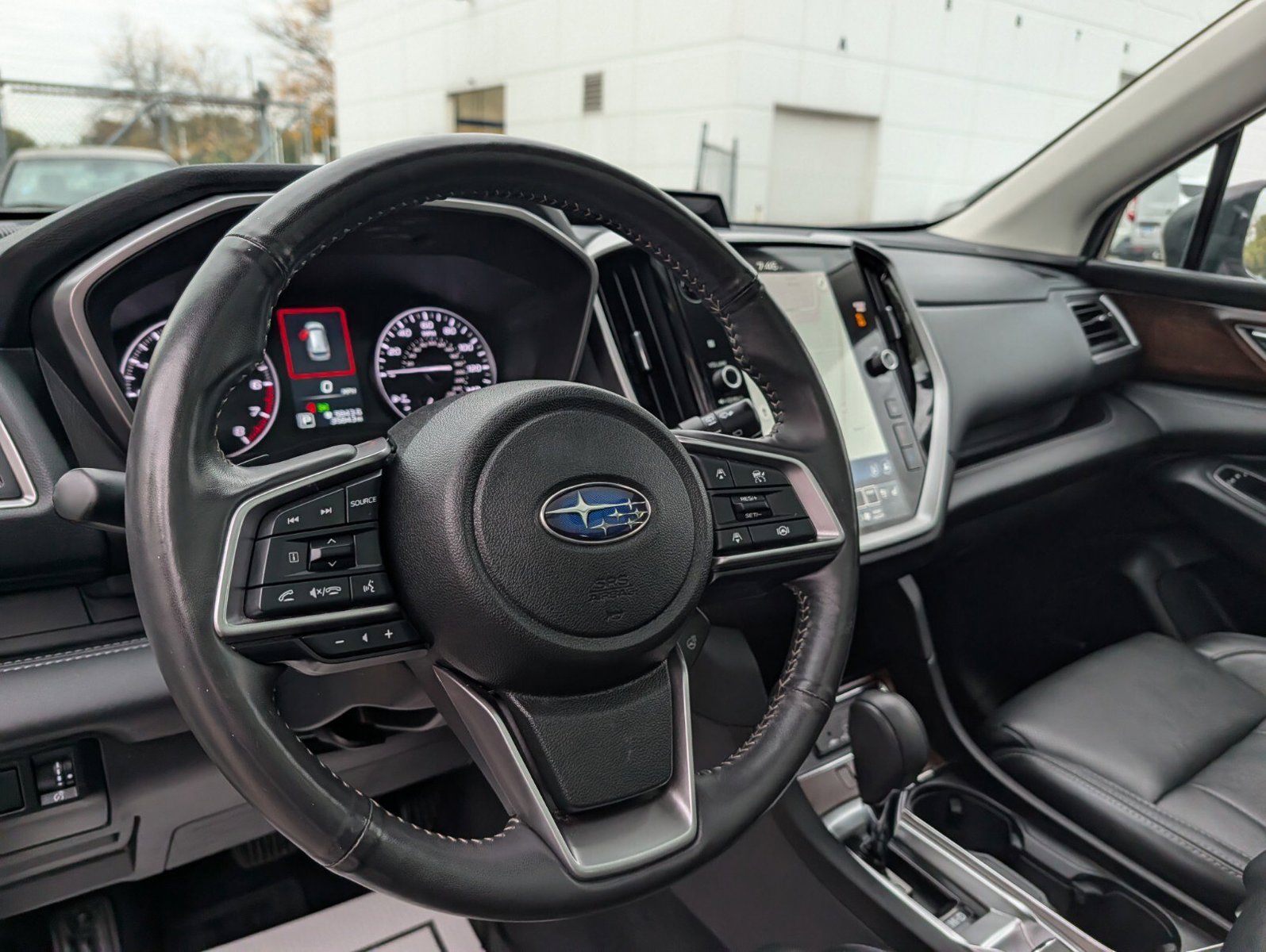 Used 2024 Subaru Ascent Touring AWD/4WD image 32