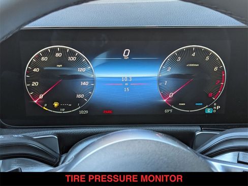 New 2026 Mercedes-Benz GLB 250 4MATIC image 12