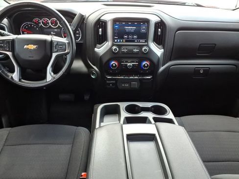 Certified 2021 Chevrolet Silverado 1500 LT AWD/4WD image 12