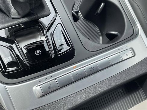 New 2026 Kia Carnival EX image 39