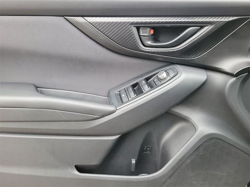 Used 2020 Subaru Crosstrek 2.0i Premium w/ Moonroof Package 1 image 15