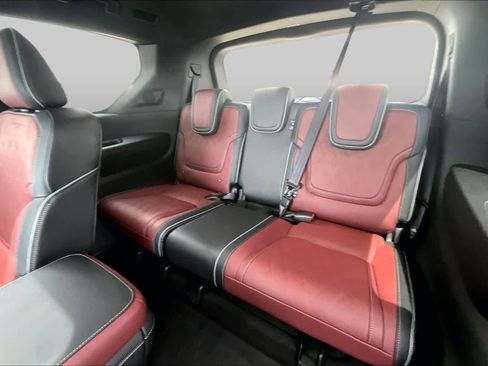Used 2025 INFINITI QX80 Autograph AWD/4WD image 36
