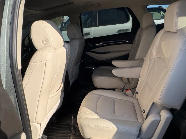 Used 2022 Buick Enclave Essence w/ Experience Buick Package AWD/4WD image 9