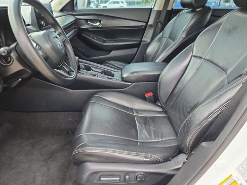 Used 2024 Honda Accord EX image 15