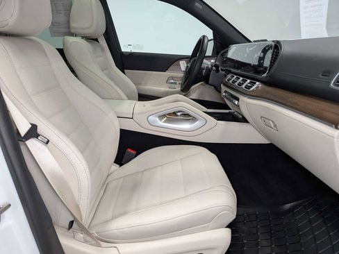 Certified 2026 Mercedes-Benz GLE 580 4MATIC image 38
