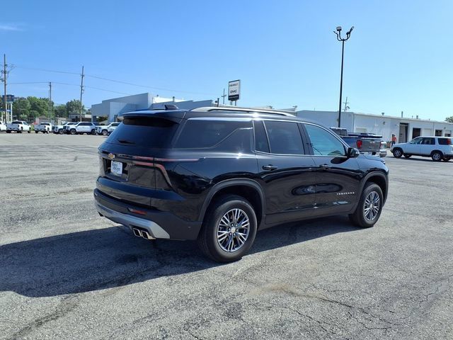 Used 2025 Chevrolet Traverse LT AWD/4WD image 23