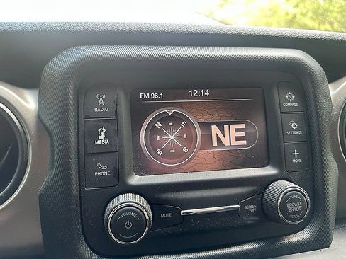 Used 2020 Jeep Wrangler Unlimited Sport AWD/4WD image 15