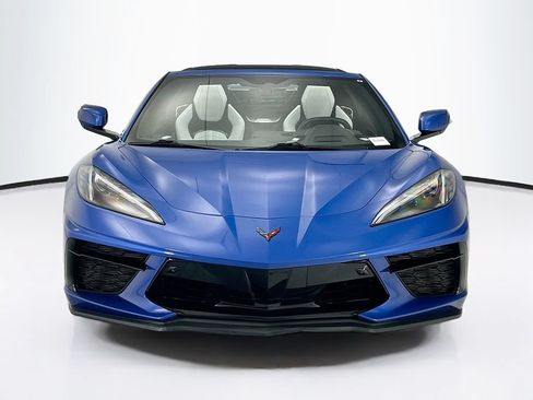 Used 2021 Chevrolet Corvette Stingray Preferred Cpe w/ Z51 Performance Package RWD image 2
