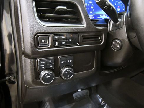 Used 2024 Chevrolet Tahoe RST w/ Luxury Package AWD/4WD image 20