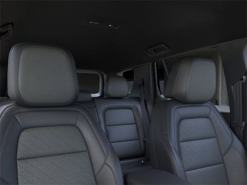 New 2026 Chevrolet Equinox LT w/ Convenience Package II image 24