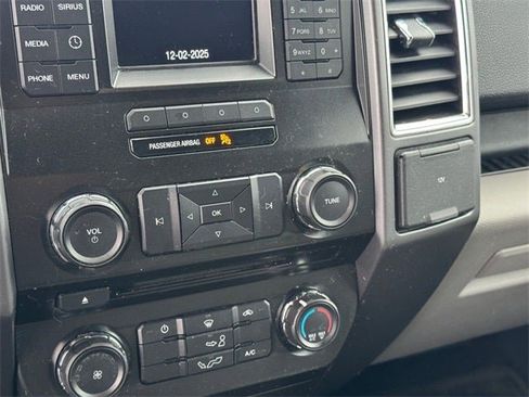 Used 2016 Ford F150 XLT image 23