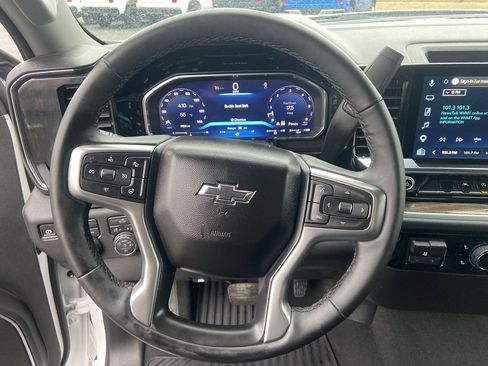 Used 2026 Chevrolet Silverado 1500 RST AWD/4WD image 11