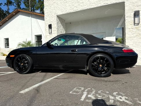 Used 2001 Porsche 911 Carrera image 28