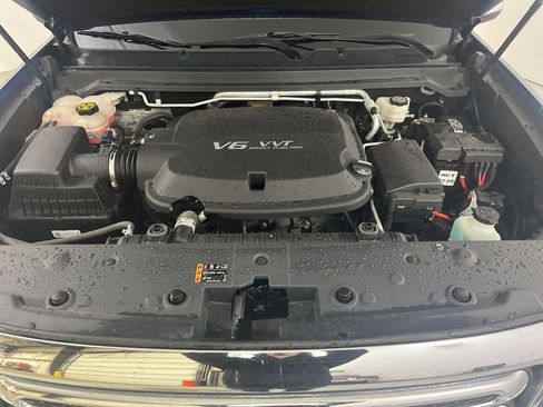 Used 2019 GMC Canyon SLT w/ Trailering Package image 9