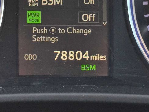 Used 2018 Toyota Highlander XLE AWD/4WD image 25