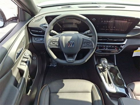 New 2025 Buick Envista Avenir image 8