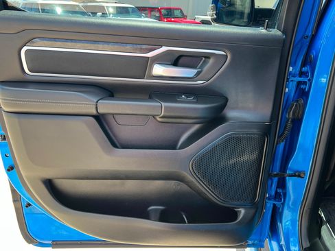 Used 2023 RAM 1500 Big Horn AWD/4WD image 18