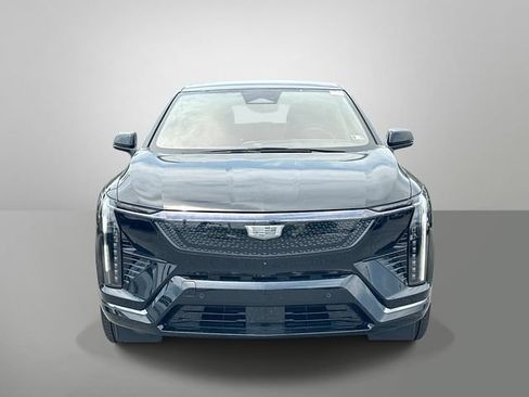 New 2026 Cadillac Optiq Sport 2 w/ LPO, Floor Liner Package AWD/4WD image 12