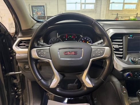 Used 2019 GMC Acadia SLT w/ LPO, Floor Liner Package image 15