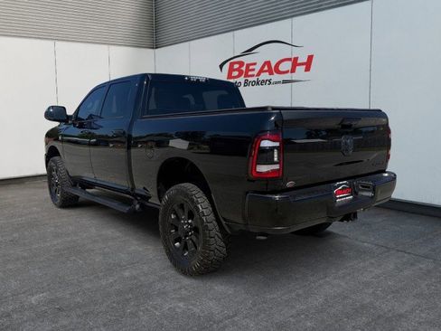 Used 2019 RAM 2500 Big Horn w/ Black Appearance Package AWD/4WD image 11