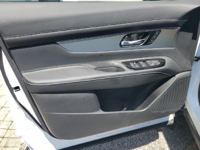 Certified 2025 Nissan Murano SL w/ Cargo Package AWD/4WD image 27