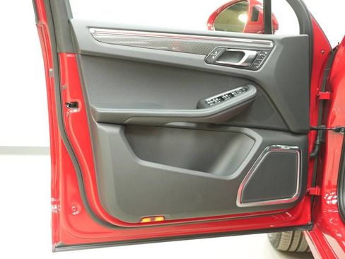 New 2026 Porsche Macan GTS AWD/4WD image 25