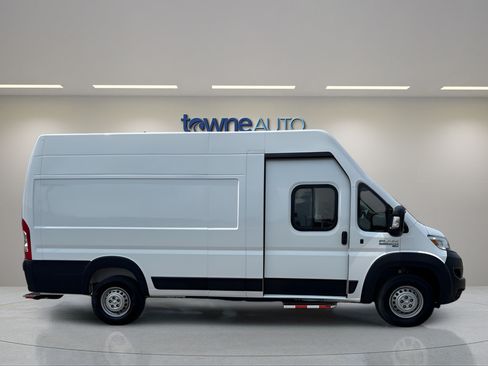 Used 2024 RAM ProMaster 3500 w/ Delivery Van Package FWD image 7