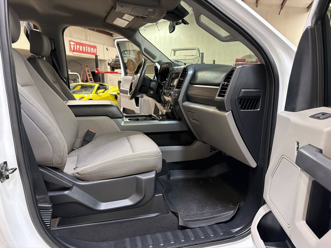 Used 2021 Ford F250 XLT w/ FX4 Off-Road Package AWD/4WD image 36