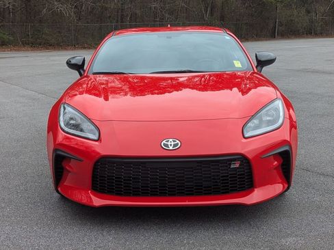 Used 2025 Toyota GR86 Premium image 2
