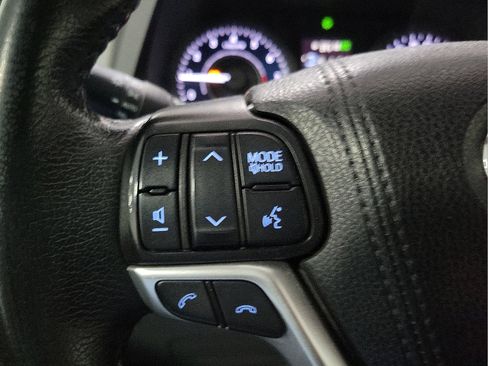 Certified 2020 Toyota Sienna XLE image 19