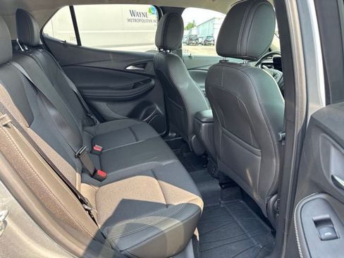 Used 2024 Buick Encore GX Preferred AWD/4WD image 23
