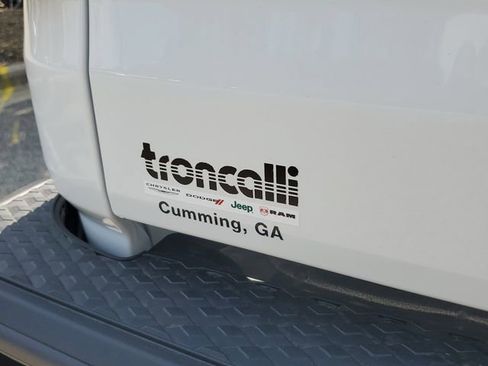 New 2025 Jeep Gladiator Sport image 8