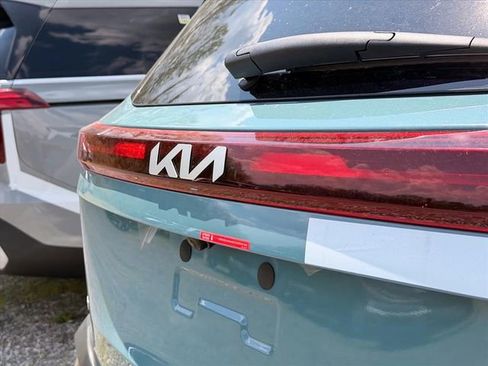 New 2026 Kia Seltos EX AWD/4WD image 17