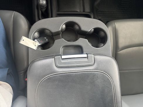 Used 2022 RAM 2500 Tradesman w/ Chrome Appearance Group image 20