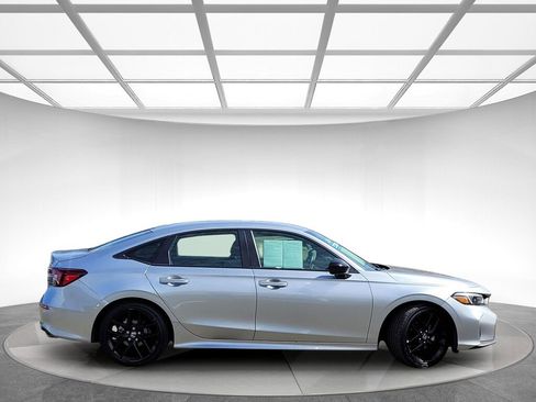 Certified 2025 Honda Civic Sport image 2