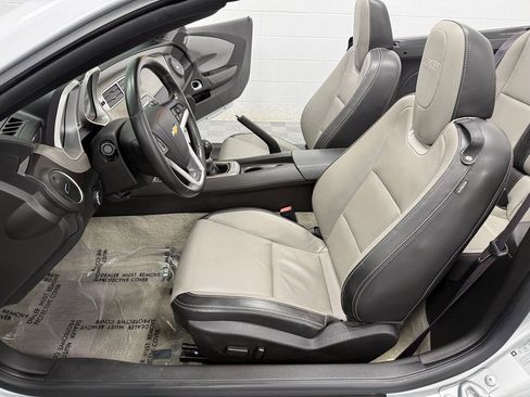 Used 2012 Chevrolet Camaro SS RWD image 15
