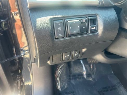 Used 2019 Nissan Sentra SR Turbo FWD image 17