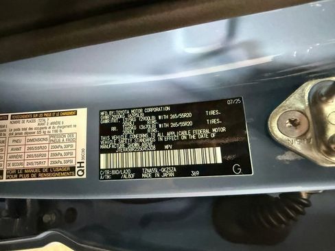 Used 2025 Toyota 4Runner Limited w/ Tow Technology Package image 56