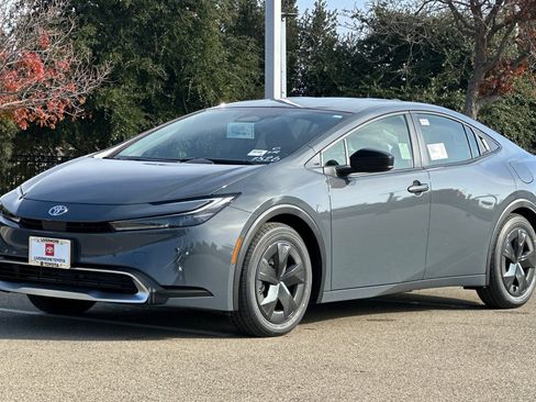 New 2026 Toyota Prius Plug-In Hybrid FWD image 7