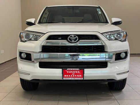 Used 2019 Toyota 4Runner Limited AWD/4WD image 6
