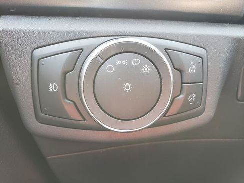 Used 2016 Ford Fusion SE FWD image 23