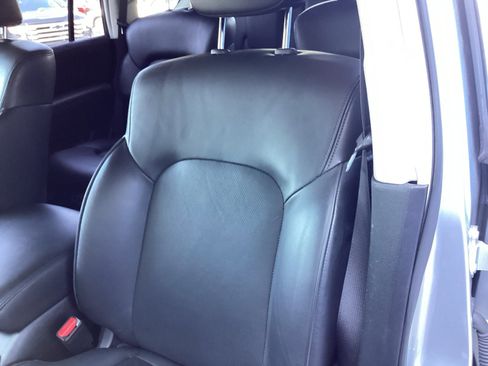 Used 2024 Nissan Armada SL w/ Captain's Chairs Package image 12