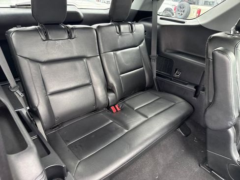 Used 2022 Ford Explorer Limited w/ Hybrid Equipment Group 310A image 35