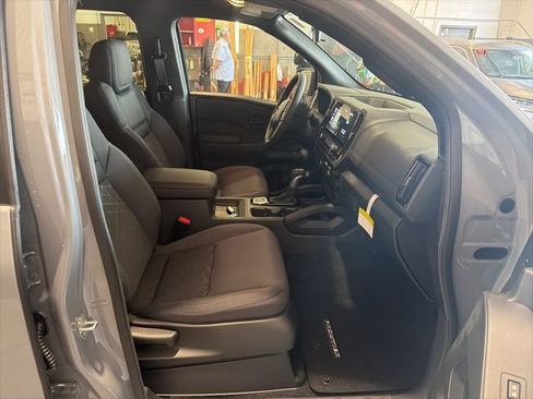 New 2026 Nissan Frontier SV AWD/4WD image 11