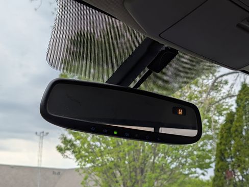 Used 2015 Toyota Tundra SR5 w/ TRD Off Road Package image 24