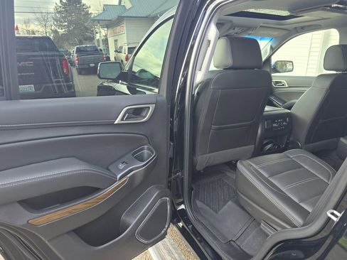 Used 2019 GMC Yukon Denali w/ Denali Ultimate Package image 16